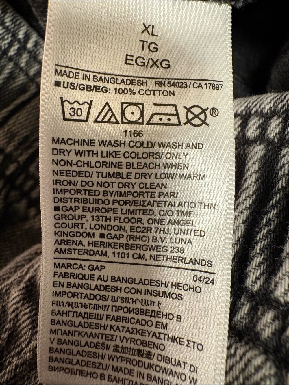 GAP Denim High Rise/Wide Leg Black Washed Cargo Style Jeans Size XL - Picture 10 of 16